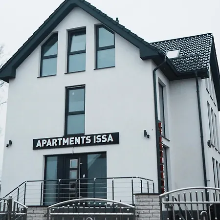 Issa Aparthotel 3*
